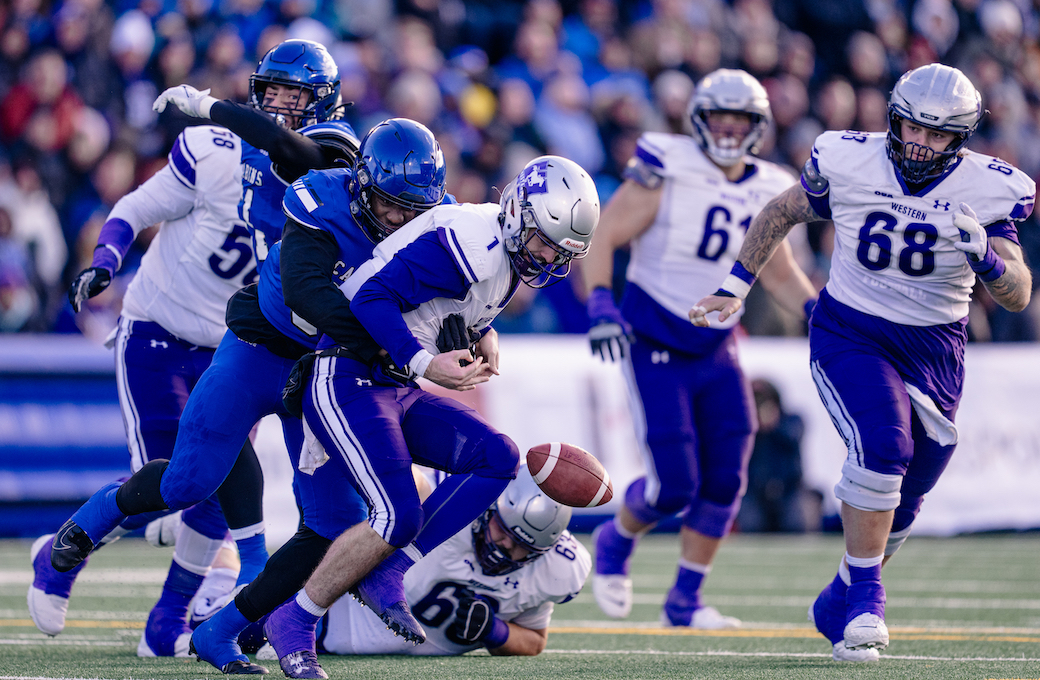 Turnovers the difference as Carabins romp over Mustangs to Uteck Bowl win