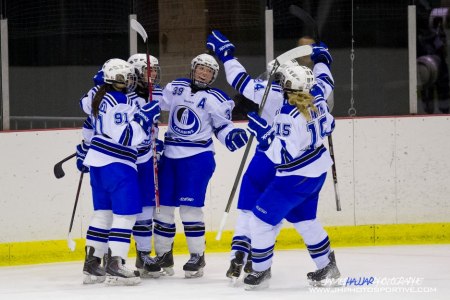 Championnat féminin de hockey de SIC 2013: Les Carabins semées No. 1, les championnes de Calgary No. 5